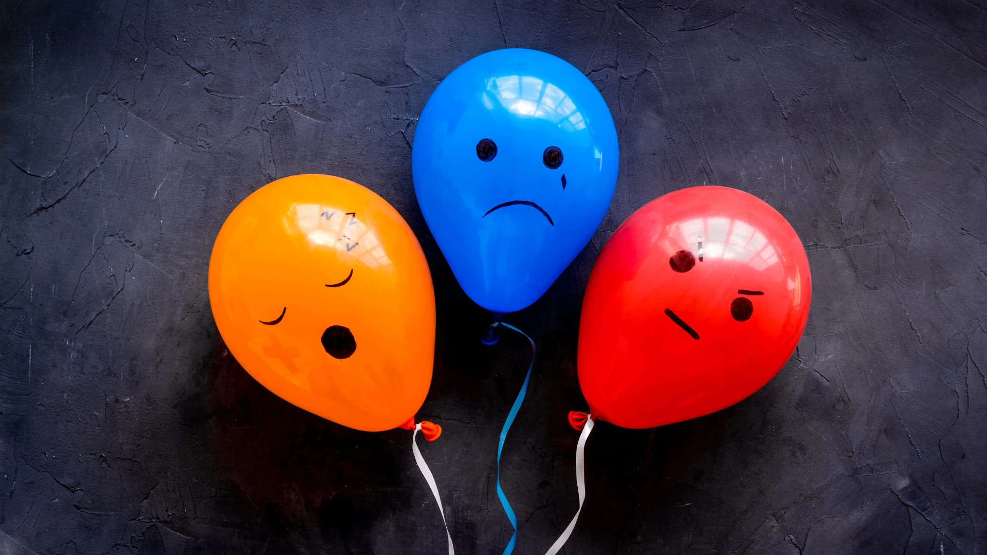 Globos-de-colores-mostrando-emociones Globos-de-colores-mostrando-emociones